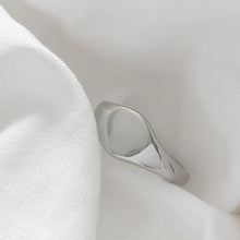 Load image into Gallery viewer, Horizon Ring
