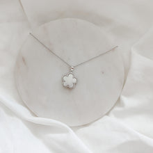 Load image into Gallery viewer, Florvi Necklace
